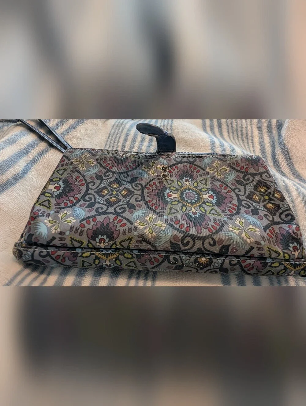 Sakroots In Gray Mosaic World Wallet/Wristlet Clutch